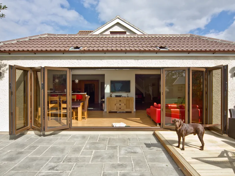 Bifold Putney